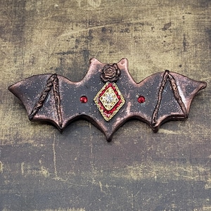 Gothic Vampire Bat Brooch: Handmade Polymer Clay Pin - Spooky Dark Academia Jewelry