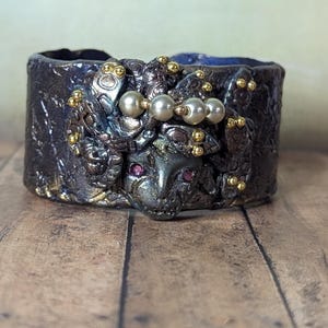 Medusa Jewelry, Handcrafted Mythology Bracelet, Gothic Statement Cuff, Wearable Art Jewelry,Myth-Inspired Jewelry,Snake Goddess Bracelet