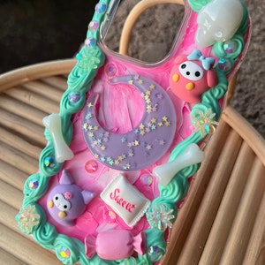 Handyhülle im Dekoden-Design: Kawaii
