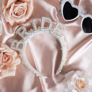 Opaska na głowę dla panny młodej Wieczór panieński Prezent dla panny młodej Perła dla panny młodej Kapelusz dla panny młodej Welon dla panny młodej Szarfa dla panny młodej Dekoracja na wieczór panieński Prezent na wieczór panieński
