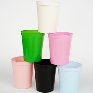 Personalized Bachelorette Party Favours Cup Custom Design Stadium Cup Bachelorette Theme Hen Party Bridesmaid Gift Bachelorette Theme Gift