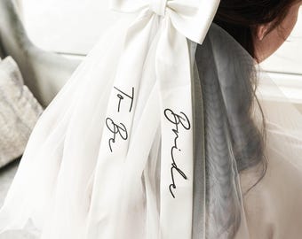 Brauthaarspange, Schleife, Schleier, Outfit für den Junggesellinnenabschied, Brautschleier, Geschenk zur Hochzeit, Junggesellinnenabschiedsparty