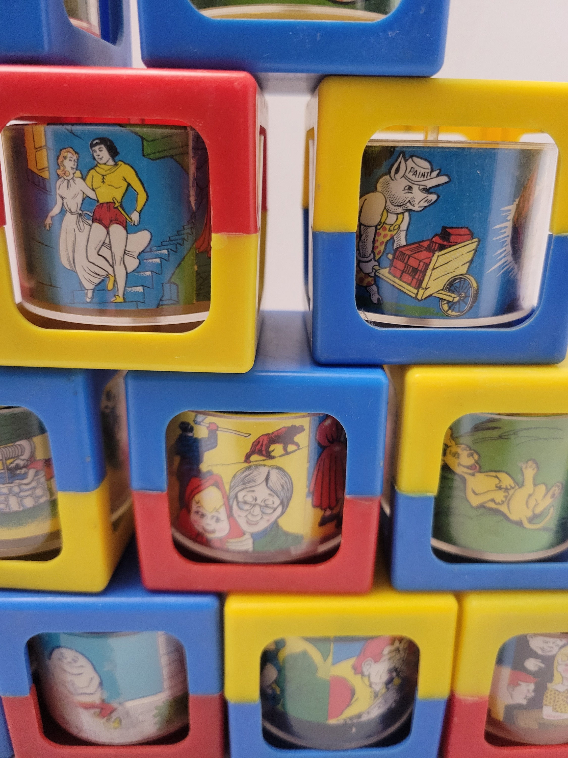 Vintage Story Blocks 1967 Steven Mfg Co Plastic Rattle Blocks Lot of 14