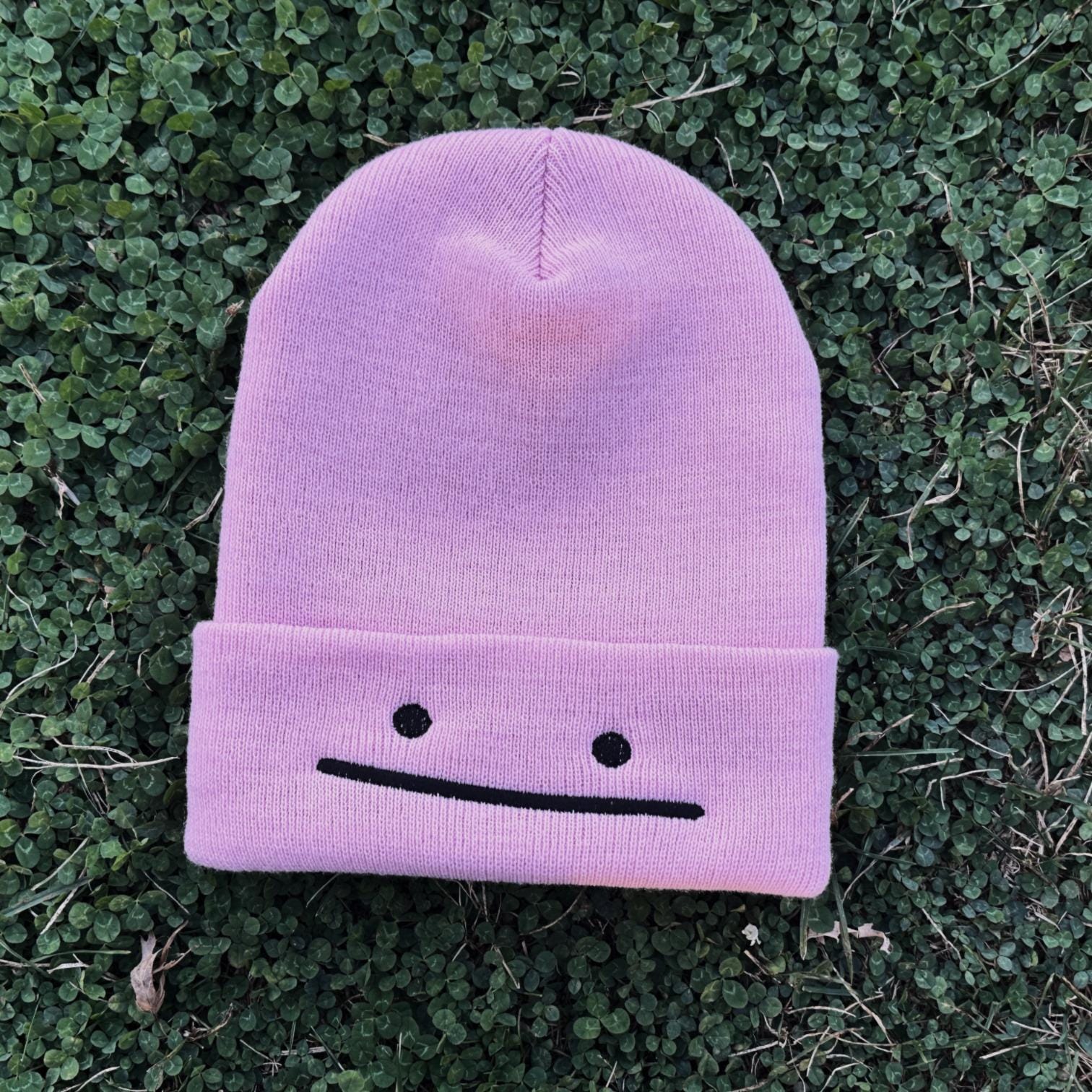 isecai Whimsy Beanie pink×white isecai Whimsy Beanie pink×white Products – Isecai