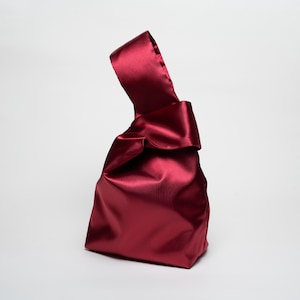 Handgefertigte Reversibel Japanische Knotentasche: Personalisierte Satin Abendtasche & Brautjungfer Geldbörse