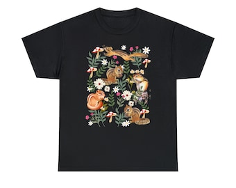 Chipmunk Tshirt Black, Cottagecore Shirt, Chipmunk Gift, Cottagecore Top, Chipmunk Lover Gift, Cottage Core Chipmunk Tee, Graduation Gift