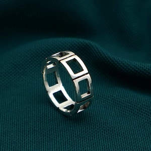 Geometric Cutout Silver Plated Band Ring – Modern Minimalist Square Pattern Ring