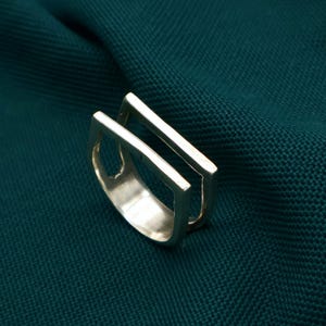 Modern Geometric Double Bar Ring – Bold Minimalist Statement Band