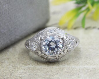 1930s Antique Vintage Style Round Diamond Simulant Ring, Three Stone Art Deco Wedding Ring, 925 Silver Filigree Ring, Miligrain Estate Ring