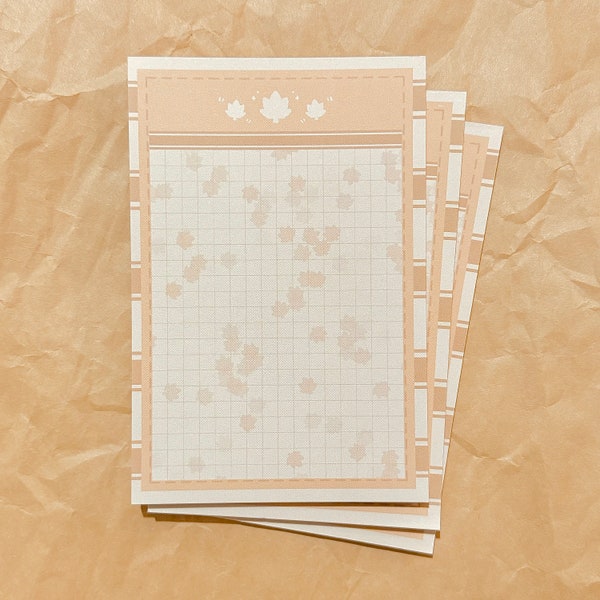 Cute 6x4 Autumn Leaves Note Pad - Gridded Notepad - Memo and Notes / Stationery - Kawaii Memo Pad / Non-Sticky Notepad - Autumn Sweater Leaf