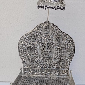 German silver jhula/ swing/ sing Hasan for laddu Gopal/ Krishan/ kahna/ showpiece/ home décor style 3