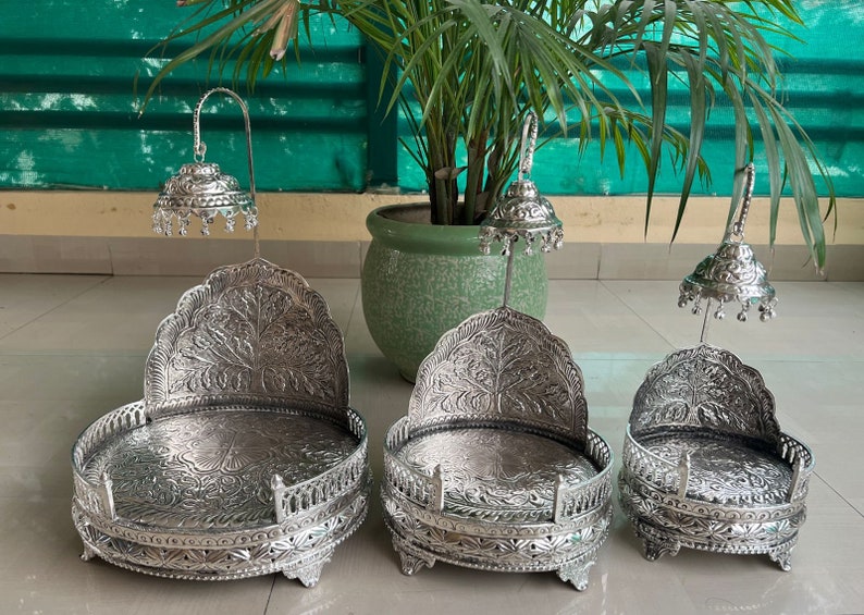 German silver jhula/ swing/ sing Hasan for laddu Gopal/ Krishan/ kahna/ showpiece/ home décor image 5