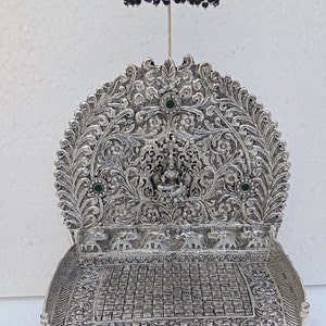 German silver jhula/ swing/ sing Hasan for laddu Gopal/ Krishan/ kahna/ showpiece/ home décor style 4