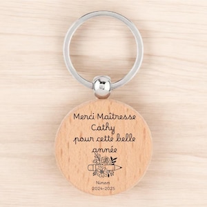Gepersonaliseerde houten sleutelhanger – Ideaal cadeau voor leraren, ATSEM'ers en oppassen