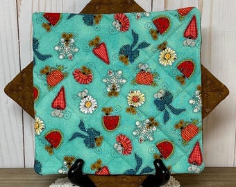 Mouse Print Potholders: Cotton Fabric Hot Pads, Festive Seasonal Kitchen Decor (Set of 2)