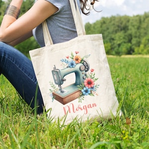 Personalized Sewing Tote Bag Gift for Sewing Lover, Floral Sewing Machine Bag for Quilter, Mother&#39;s Day Gift for Crafty Mom, Seamstress Gift