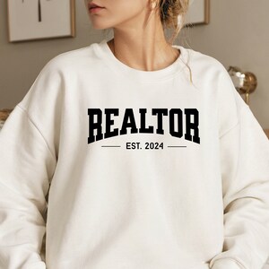 Custom Real Estate Agent Sweatshirt, Realtor Sweatshirt, Real Estate Agent Gift, Realtor Shirts, Gift for Realtor, Real Estate Broker Gift