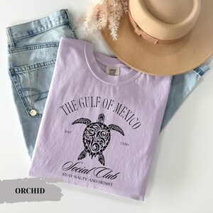 Golf von Mexiko Social Club Comfort Colors® Shirt, Golf von Mexiko Strand-Shirt, Bleib salzig und widerstehe, Sommer-Strand-Outfit, Meeresschildkröten-Ozean-T-Shirt