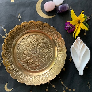 Brass Altar Offering Bowl - smudge bowl - wicca altar tool - three sizes