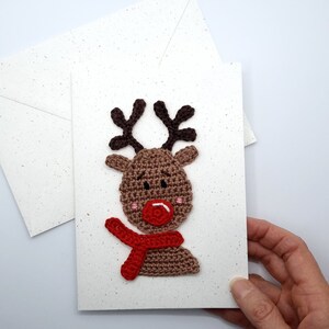 Häkelanleitung für ein gehäkeltes Rentier als Baumschmuck oder Applikation zu Weihnachten
