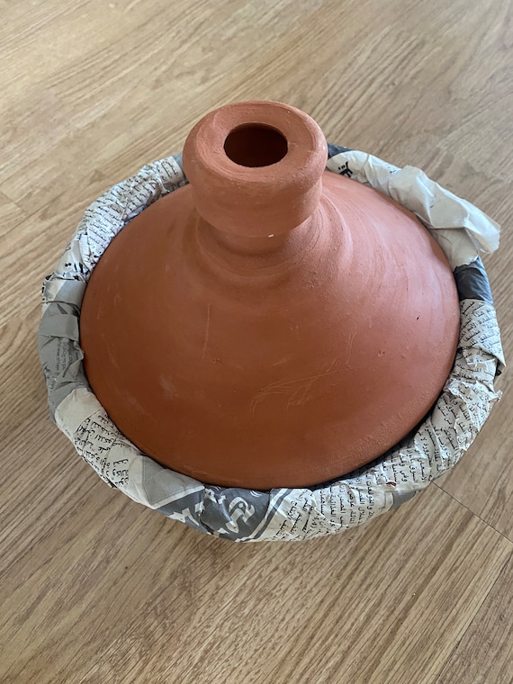 Moroccan Handmade Terracotta Tagine Deep ( Gamila Style)23cm D,8cm Deep