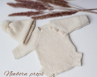 Alpaca Knit Newborn Outfit: Photo Prop Set