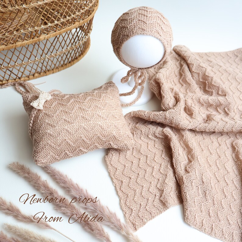 Set With Blanket for Newborn Photo Shoot, Prop for Lifestyle Photo