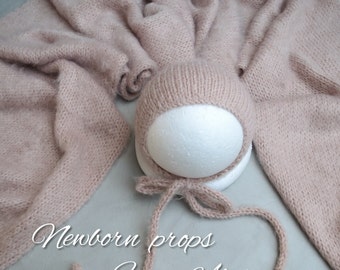 Soft Newborn Wrap Set: Baby Photo Prop with Hat