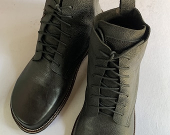 Barefoot Leather Boots with Rubber Sole I UK8/EU43 I Customization Available