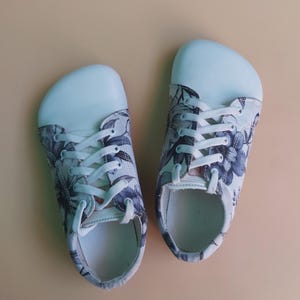 Vegan Dress Sneaker, Floral Lace-up I  Bridal Shoe I Wide Toe Box I Flat Sole I 25 X 10 CM Insole I US 5 I Customization Available