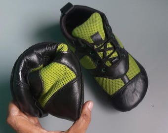 Retro Vibe Barefoot Sneaker I Lightweight and Flexible I US Size 9 I EU 42 I UK 8.5 I One of a Kind I Customisation Available I Zero Drop