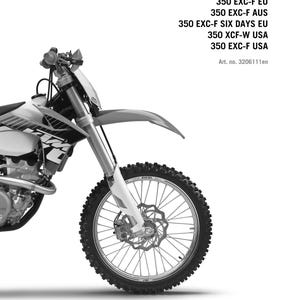Può includere: Una moto da cross KTM bianca e arancione con una ruota anteriore nera e un logo KTM bianco e nero sul lato. La moto è un modello 350 EXC-F ed è disponibile nelle versioni EU, AUS e USA. Il manuale di riparazione di questa moto è disponibile per l'acquisto.