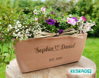 Personalized Terracotta FLOWER BOX Gift for WEDDING Anniversary Jubilee Clay Pot with Engraving Plant Box Balcony Box Cash Gift