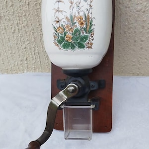 Vintage 50&#39;s Dutch coffee grinder delft blue wall mounted wood metal opaline glass douwe egberts bean mill