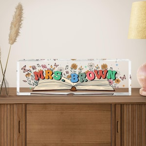 Custom Teacher Desk Name Plate, Personalized Teacher Plaque with Name, Floral Teacher Block, Back to School Gift for Teacher