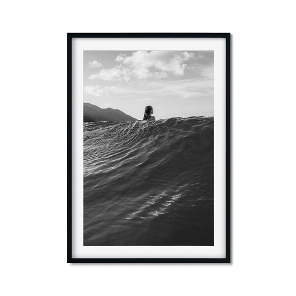 Frauen schwimmen schwarz weiß Fotokunst, Schwimmen in großen Wellen Druck, Wandkunst, Vintage Druck, Fotografie Drucke, hochwertige Fotodruck