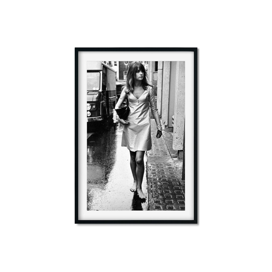Jean Shrimpton London Streets by Terry O'neill Poster, Black and White