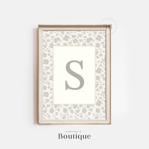 Elegante estampado floral con monograma de la letra S, regalo para bebé recién nacido, diseño de letras florales, decoración con estampado inicial, decoración con letras para guardería, n.º 499