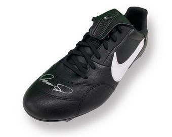 フェルナンド・トーレスのサイン入りブラックサッカースパイク - Etsy 日本