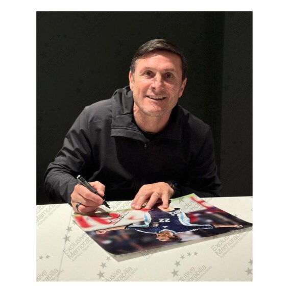ハビエル・サネッティのサイン入りアルゼンチンサッカー写真