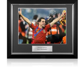 Xavi Hernandez Signed Spain Football Photo. Deluxe Frame