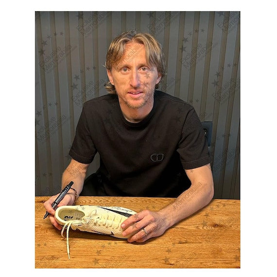 Chaussure De Football (botte) Dédicacée Par Luka Modrić - Nike Taille 44 - Jaune - Neuf Sans Emballage