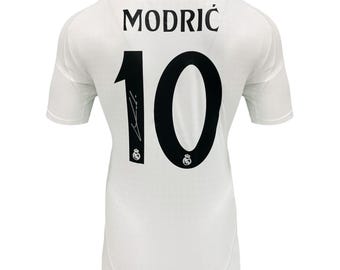 レアルマドリード　サイン入りユニフォーム　ケルメ　M フィーゴ　マクマナマン レアルマドリード サイン入りユニフォーム ケルメ M フィーゴ マクマナマン