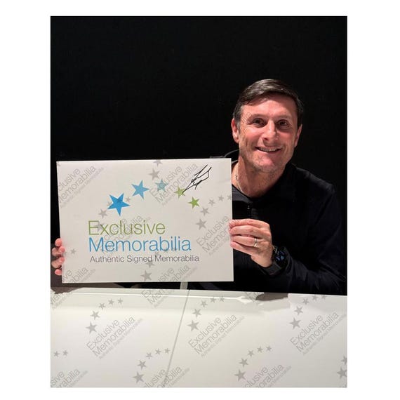 ハビエル・サネッティ直筆サイン入りインテル・ミラノサッカー写真。額