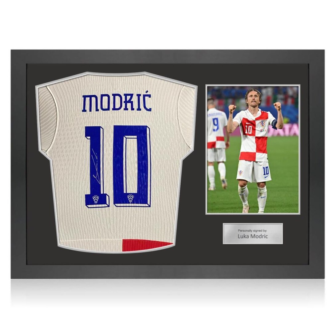 正規品　クロアチア　モドリッチ　オーセンティック　ユニフォーム　ユーロ2024 正規品 クロアチア モドリッチ オーセンティック ユニフォーム ユーロ