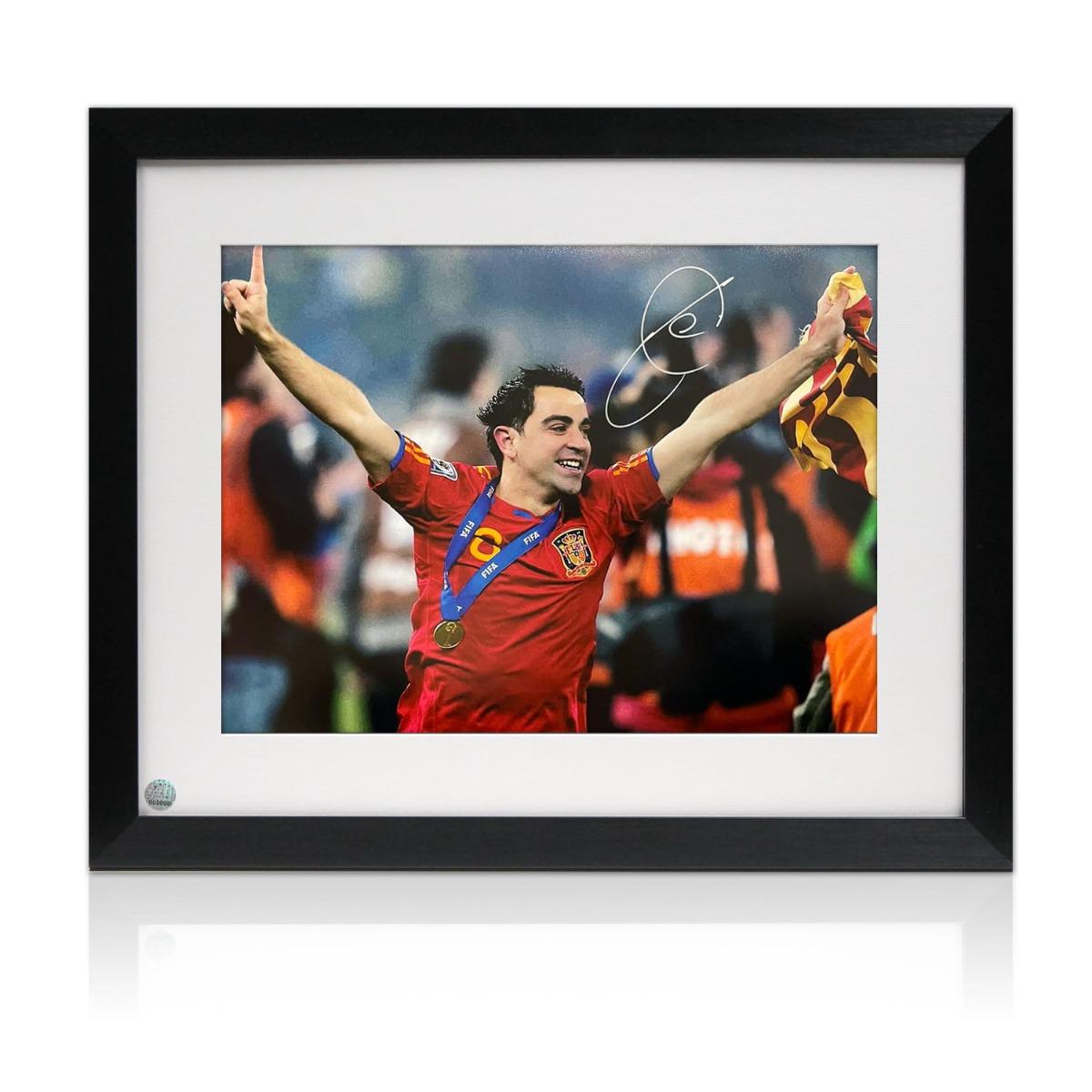 Xavi Hernandez Signed Spain Football Photo. Framed - Etsy Canada