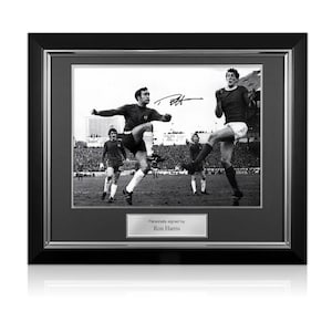 Ron Harris Signed Photo: Chelsea vs Man Utd. Deluxe Frame