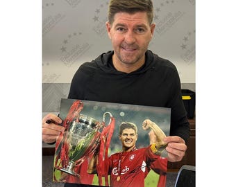 スティーブン・ジェラードのサイン入りリバプールサッカー写真 - Etsy 日本