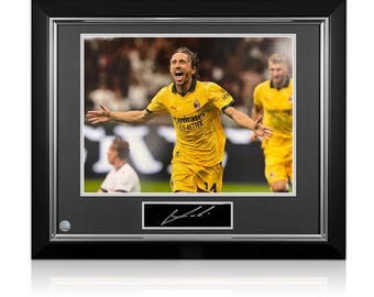 ルカ・モドリッチ直筆サイン入りサッカーカード - Etsy 日本