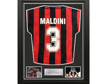 Koszulka domowa AC Milan 1994 z autografem Paolo Maldiniego. Standardowa ramka.